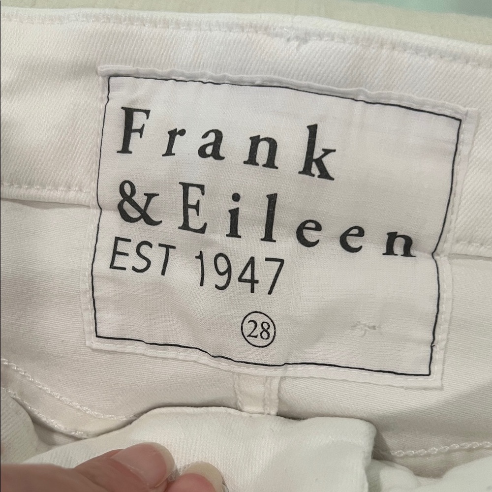 Frank & Eileen Women's White Sligo Ankle Jeans - Picture 2 of 12